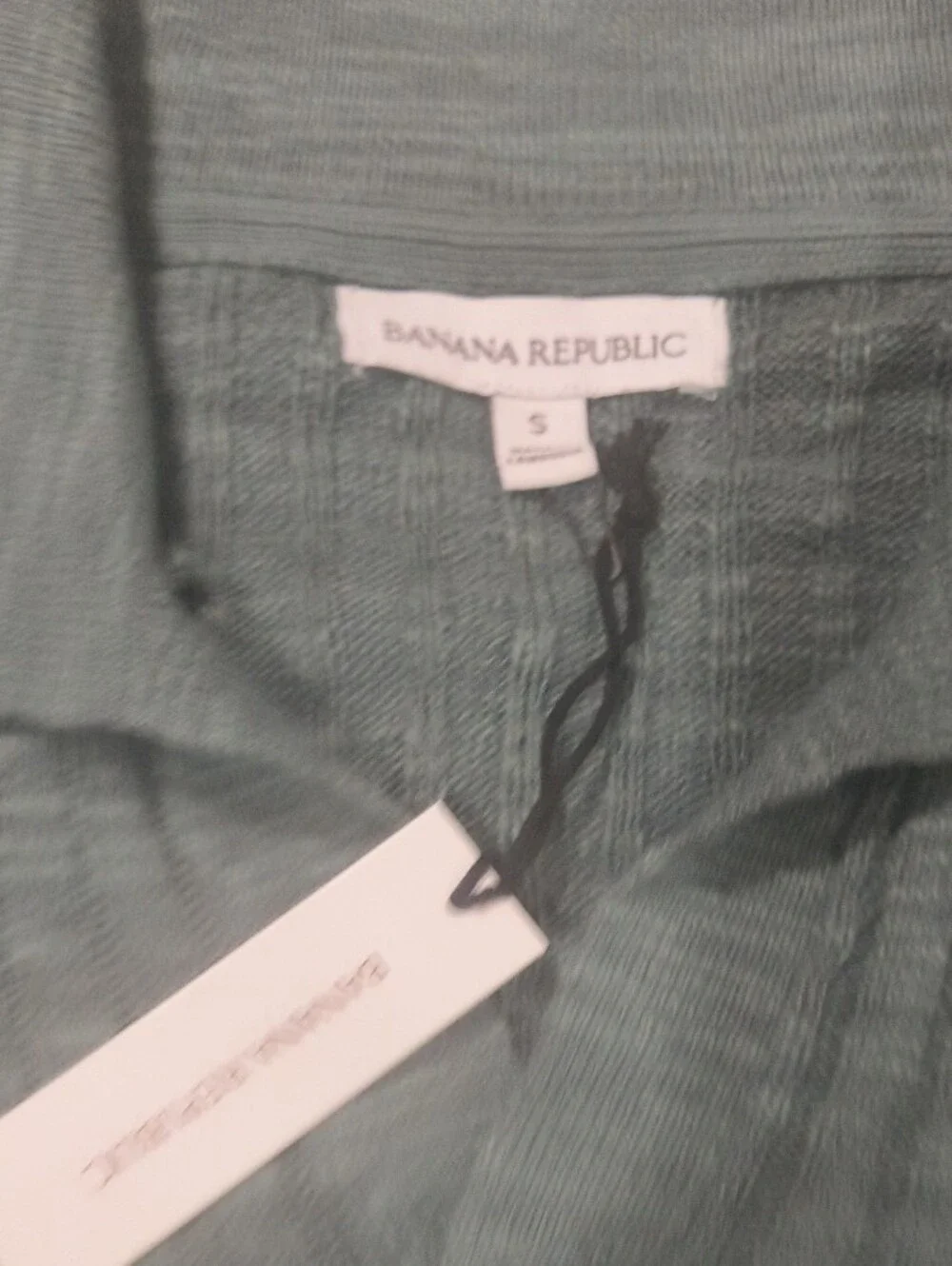 Banana Republic Linen-Cotton Slub Johnny Collar Sweater Polo